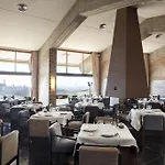 De 4*