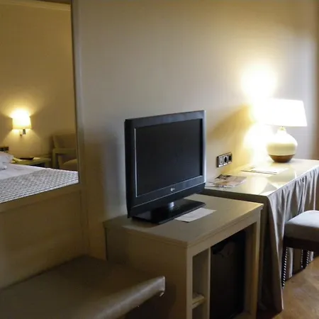 De 4* Segovia