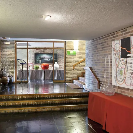 塞戈维亚旅馆 酒店 4*