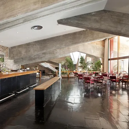 호텔 파라도르 데