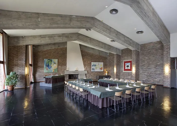 De Отель Сеговия