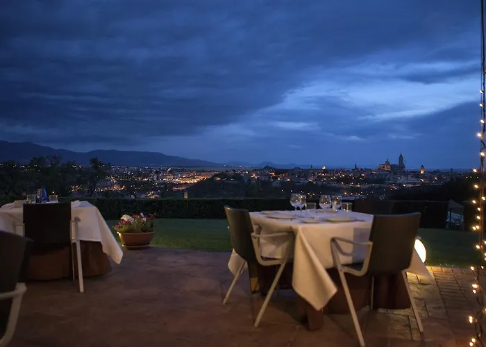 De Отель Сеговия